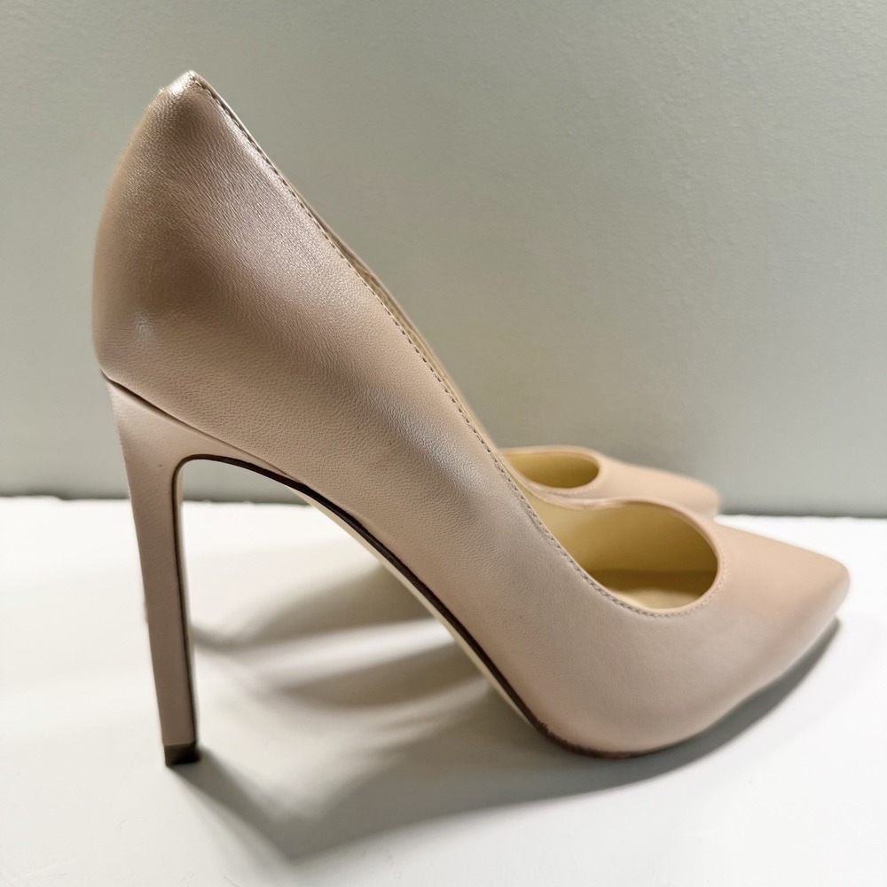 Nine West Women's Nude Leather Pumps 8 Pointed Toe Classic - Picture 3 of 9
